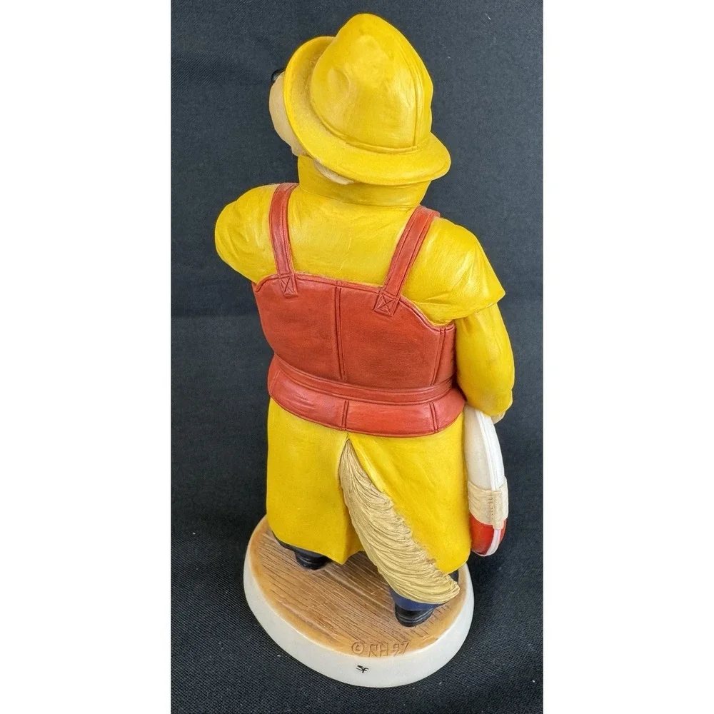 Vintage 1997 Robert Harrop Golden Retriever Lifeboat Man CC107 Made In England